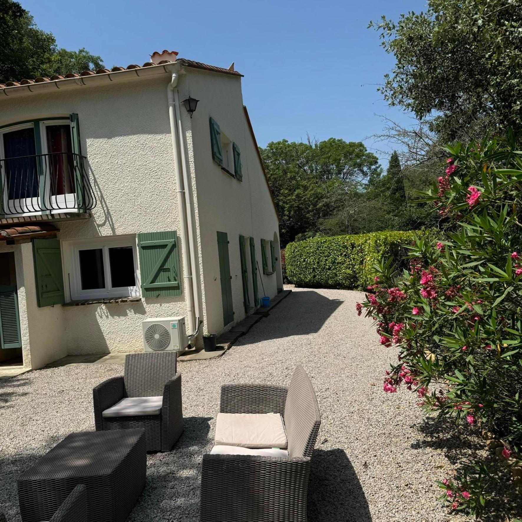 Maison Avec Piscine Chauffee Entre Mer Et Montagne Montauriol  外观 照片