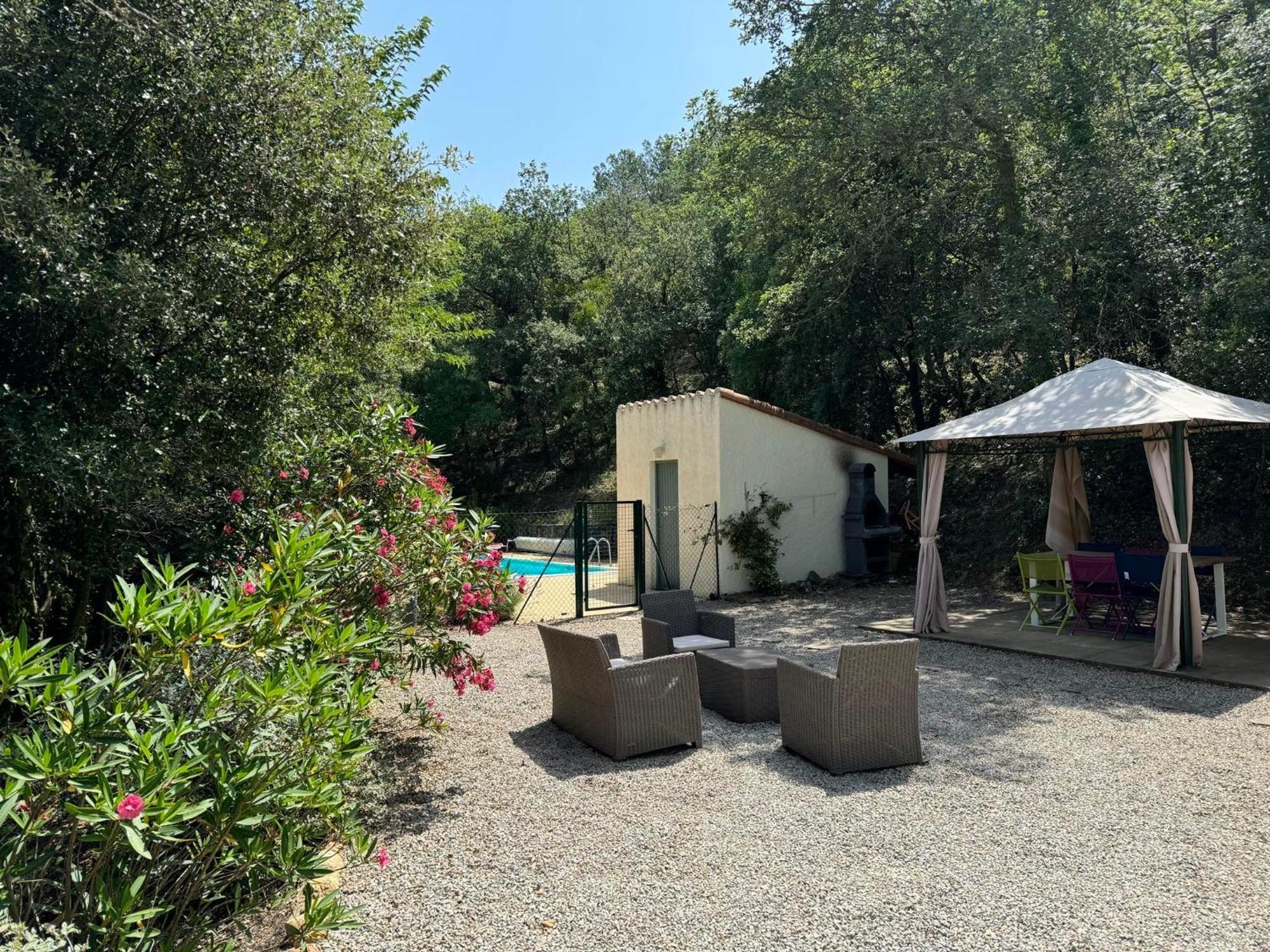 Maison Avec Piscine Chauffee Entre Mer Et Montagne Montauriol  外观 照片